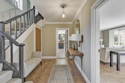 Homefield House-47.jpg