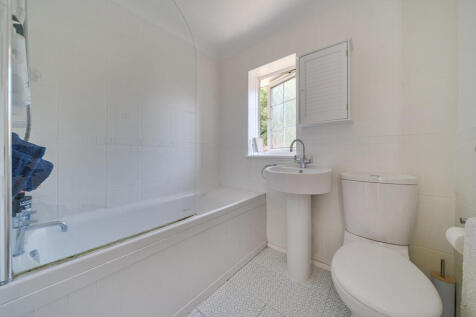 1298418-6-6830a09...