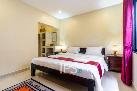 6 Unit Apartment Building For Sale - Svay Dangkum, Siem Reap