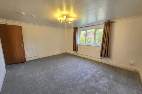 69 Heaton Moor Road, Heaton Moor, Stockport, Cheshire, SK4 photo 5