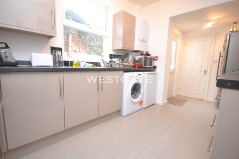 6-bed terraced on Sidmouth Street, Reading, £4,170/mo