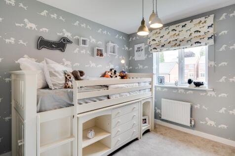 Bedroom ..jpeg