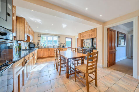 Kitchen / Breakfast Room