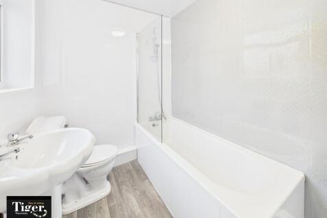 CAM02176G0-PR0771...