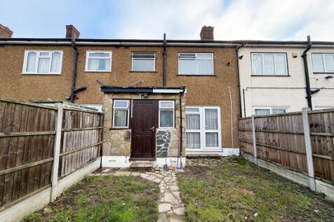 Whalebone Ln South RM8