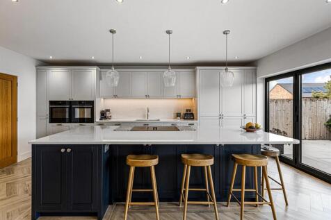 Open Plan Kitchen / Dining / Sitting Area