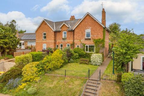 7 High Street, Rushton-27.jpg