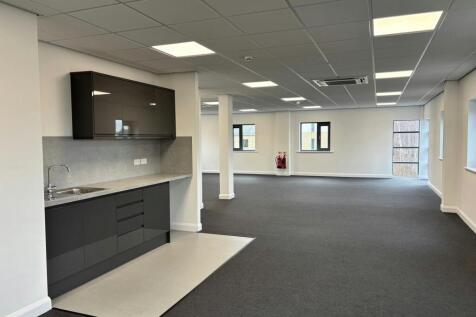 Office to rent Image 4