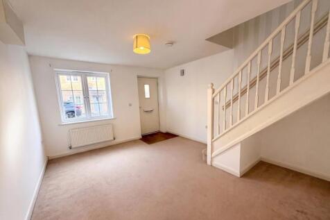 Savernake Drive, Little Stanion, NN18 8SB photo 2
