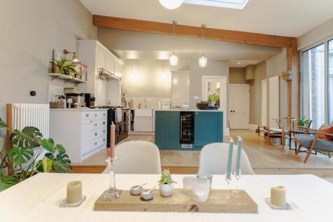 5 bed, 3 bath Detached in Birmingham - Photo 20
