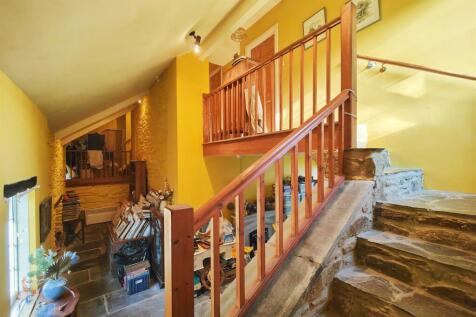 Three Quarter Landing