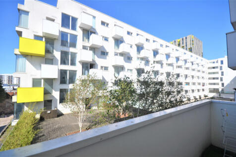 One Bedroom Apartment