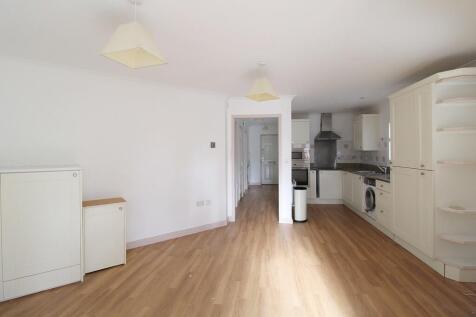 Living RoomKitche...