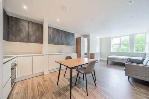 LIVING ROOM/KITCHEN