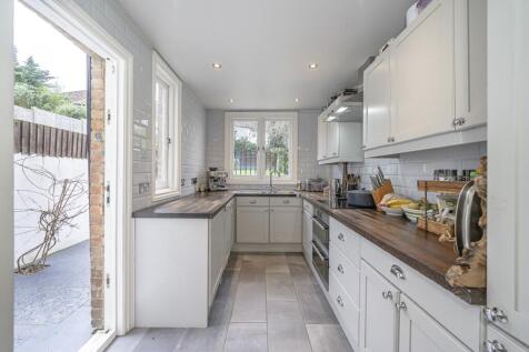 107-Pembroke-Rd-020
