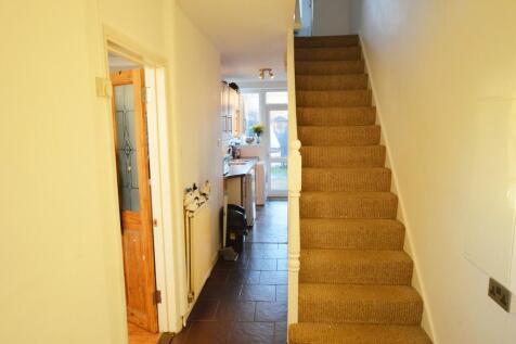 Goodwin Road, Slough photo 3