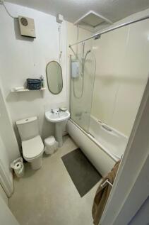 1 bedroom 1st Floor Flat in Clifton photo 4