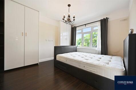 Whitton Drive, Greenford, Middlesex, UB6 photo 4