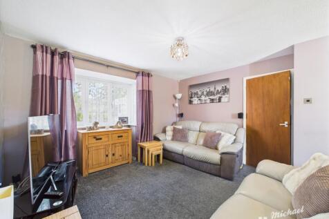 CAM02773G0-PR0297-STILL011