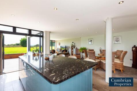 Open Plan Dining Kitchen/Family Room
