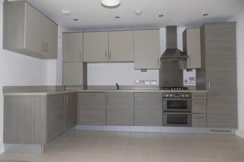 Gainsborough Close, Basildon, Essex photo 2