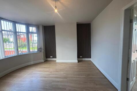 PHOTO-2025-09-30-14-27-40 5.jpg