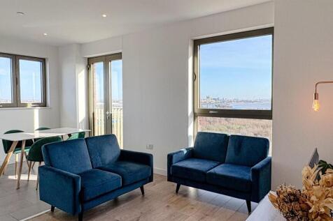 Flat for Sale in Custom House E6 by Barrain london