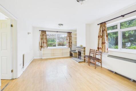 Sitting/Dining Room