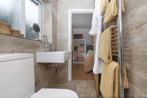 Bramleys Estate Agents - Oakfield Drive - Mirfield