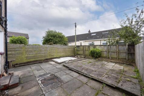 03-5_FELLSVIEW_AVE_KIRKINTILLOCH_003.jpg
