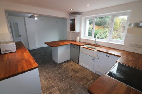 Norwood Far Grove, Beverley photo 4
