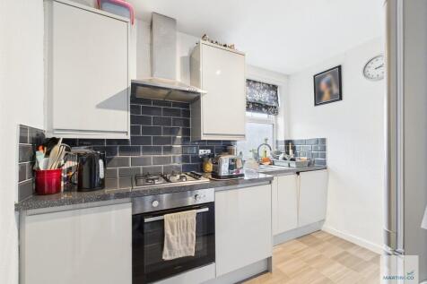 CAM03394G0-PR0332...