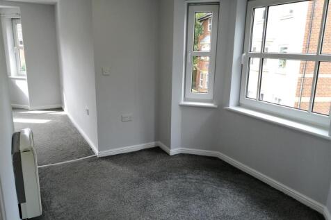 EDEN COURT, FALLOWFIELD photo 4