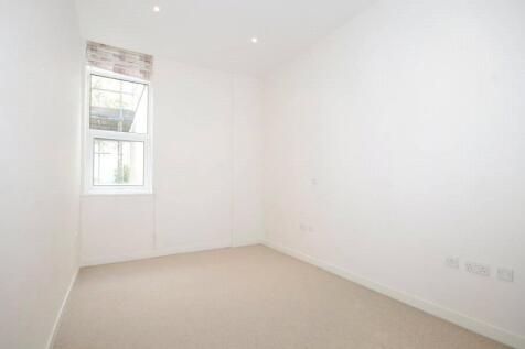 Bromyard House, Bromyard Avenue, Acton, London, W3 photo 3