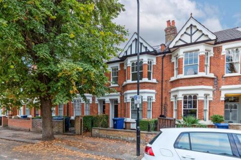 Flat 90B Adelaide Road, West Ealing, London, W13 9EB