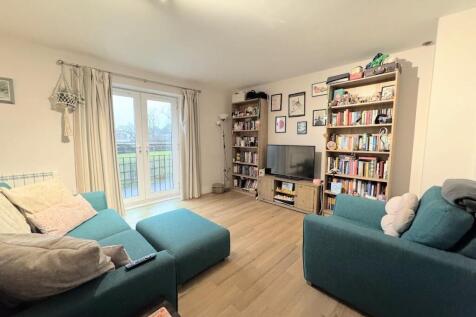 OPEN PLAN LIVING DINING KITCHEN