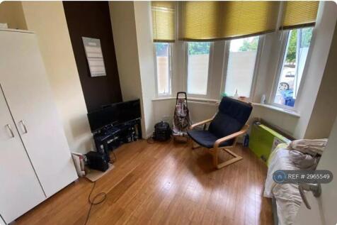 Room 2 Funished