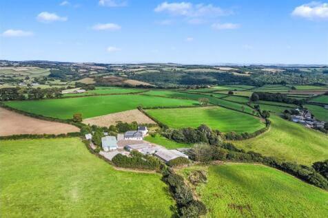 Upham, Farm