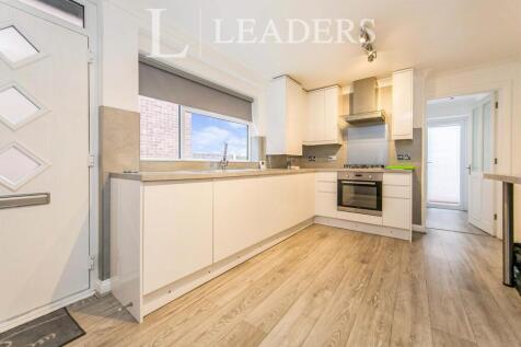 Bergholt Road, CO4 photo 5