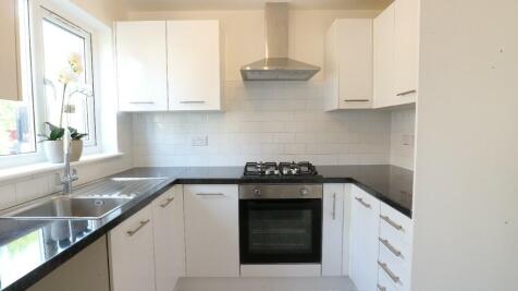 Avocet Mews, London, SE28 photo 4