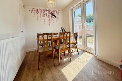 Eyston Court, Tipton, West Midlands, DY4 photo 4