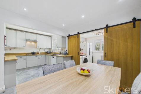 Kitchen / Breakfast Room