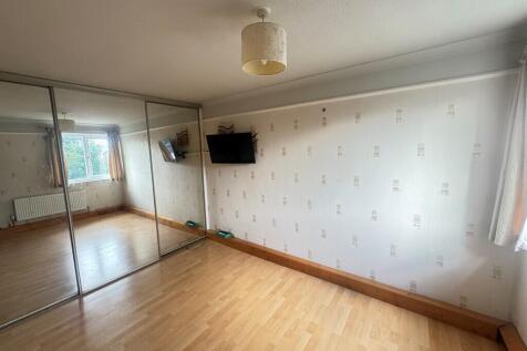 Hillside Avenue, Blackburn photo 5