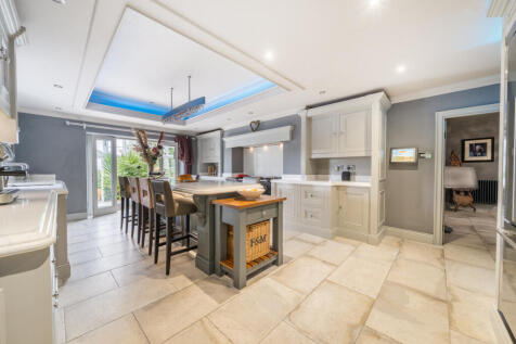 1344036-70-68c2826fb22da-ARW