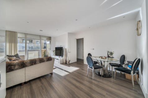 1358941-7-68d40f8...