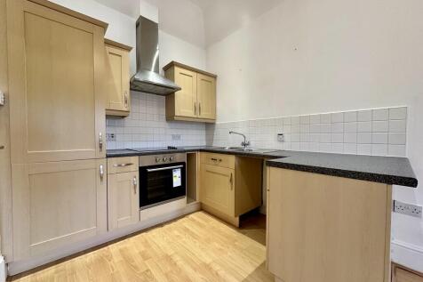 Victoria Street, Glossop photo 4
