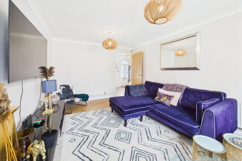 CAM04024G0-PR0029-STILL020