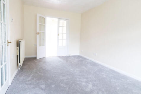 St. Anthonys Close, Bracknell photo 4