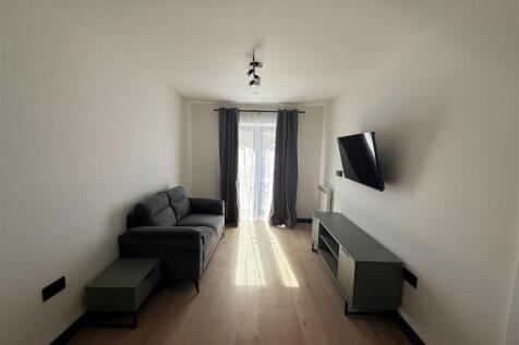 apt 9.JPG