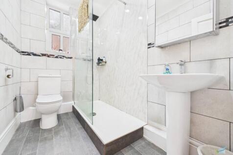16, Acres Road, Bebington, Wirral photo 5